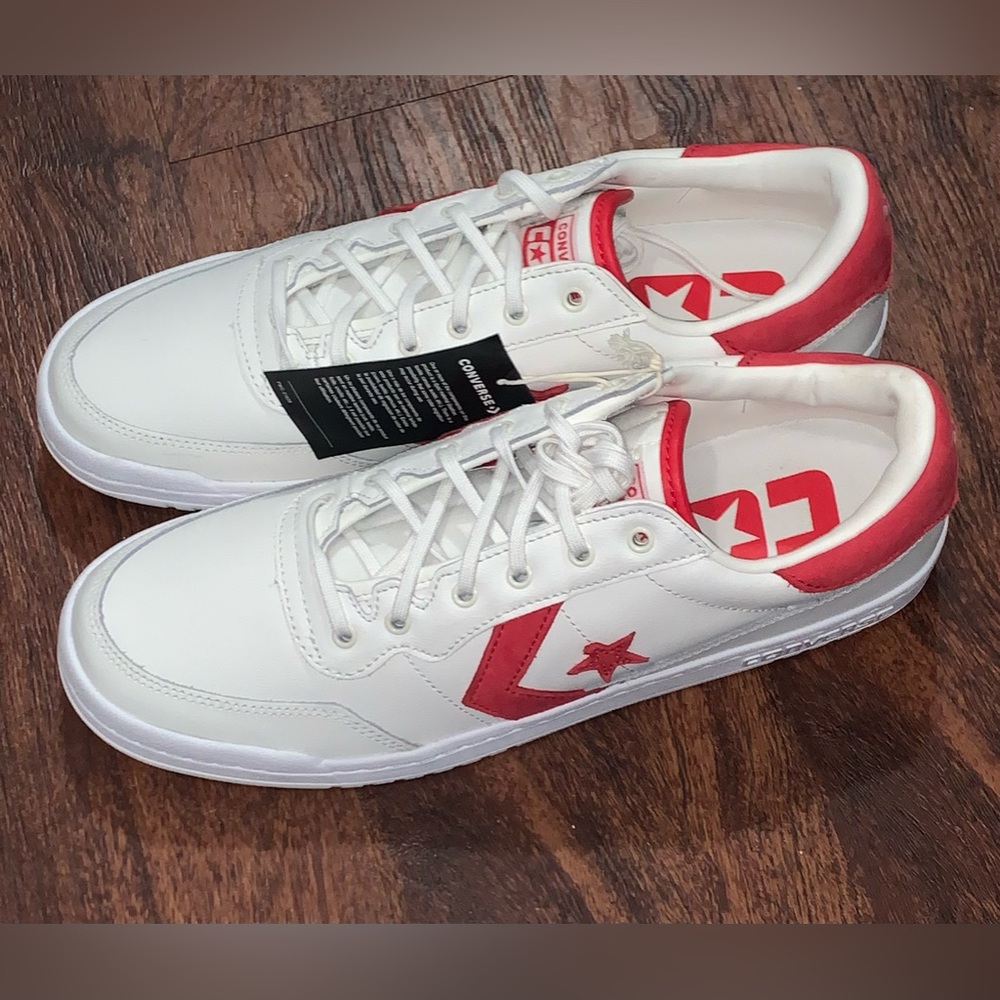 Converse - Picture 4 of 16